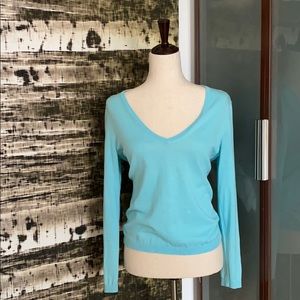 JCREW blue vneck cotton top M